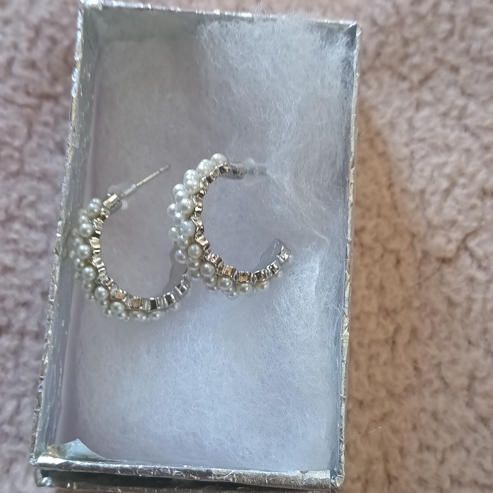Stainless Steel pearl Hoops